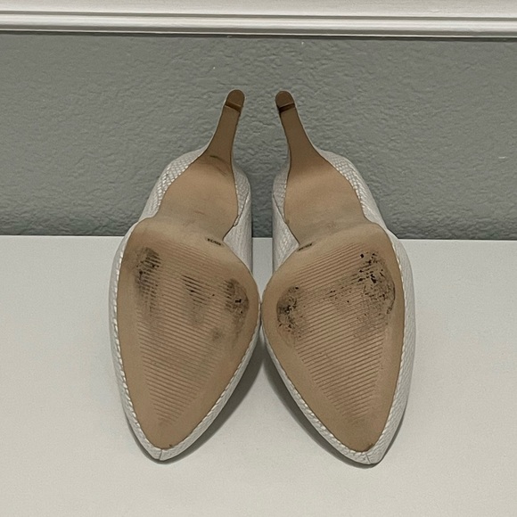 BCBG Generation white heels - Picture 8 of 8